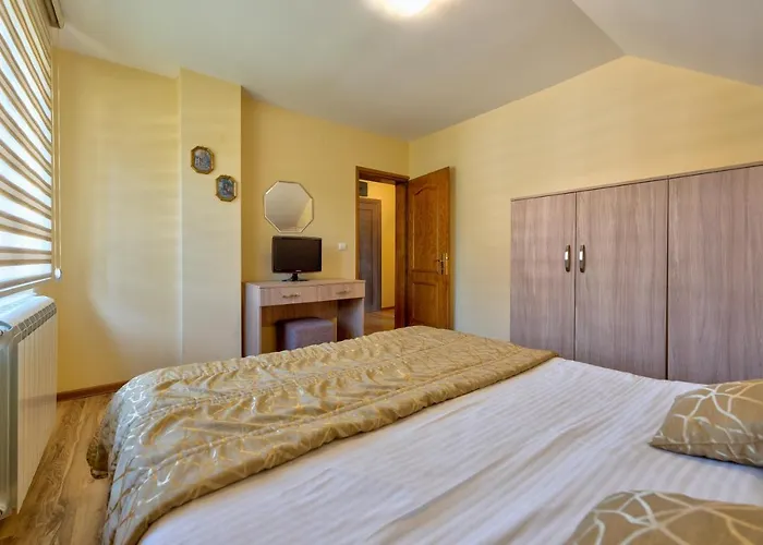 Narcis Апартаменты *