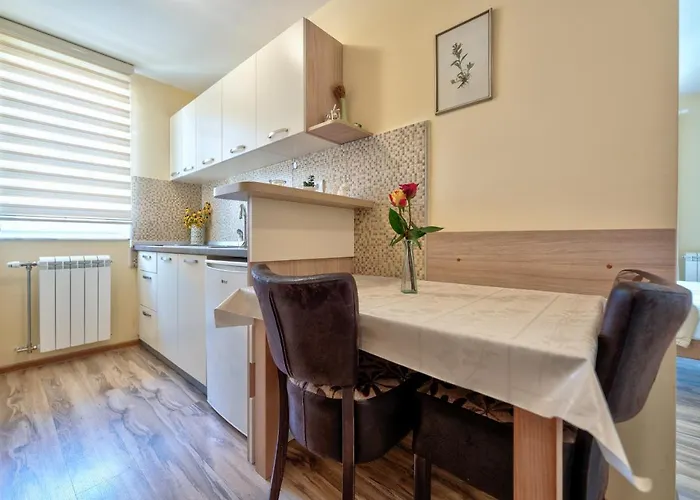 Narcis Апартаменты *